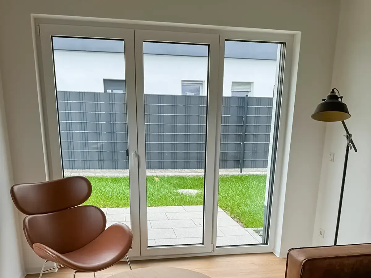 Lounge area with a view of the terrace (Apartment 6 only).